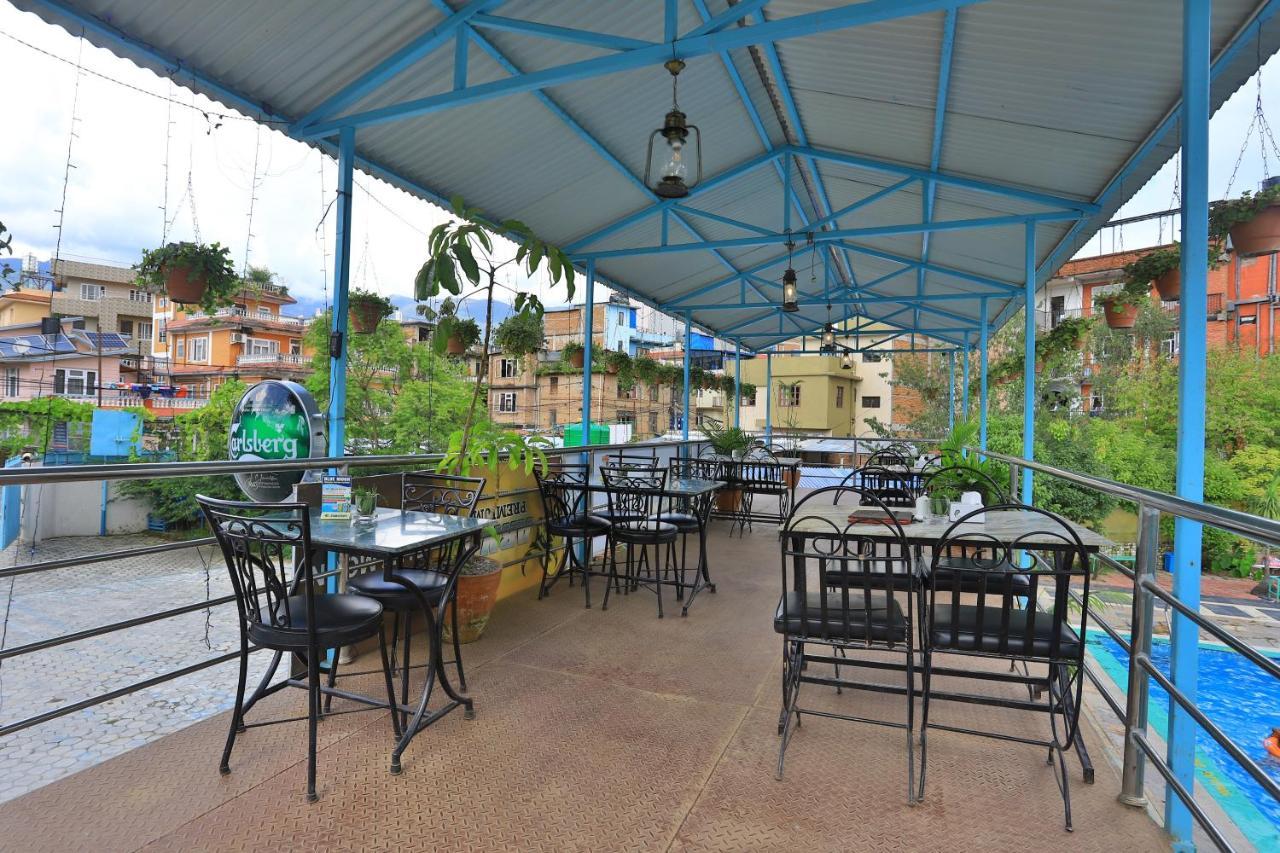 Oyo 591 Hotel Blue Moon Dharampur Exterior foto